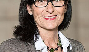 Regine Kramarek
